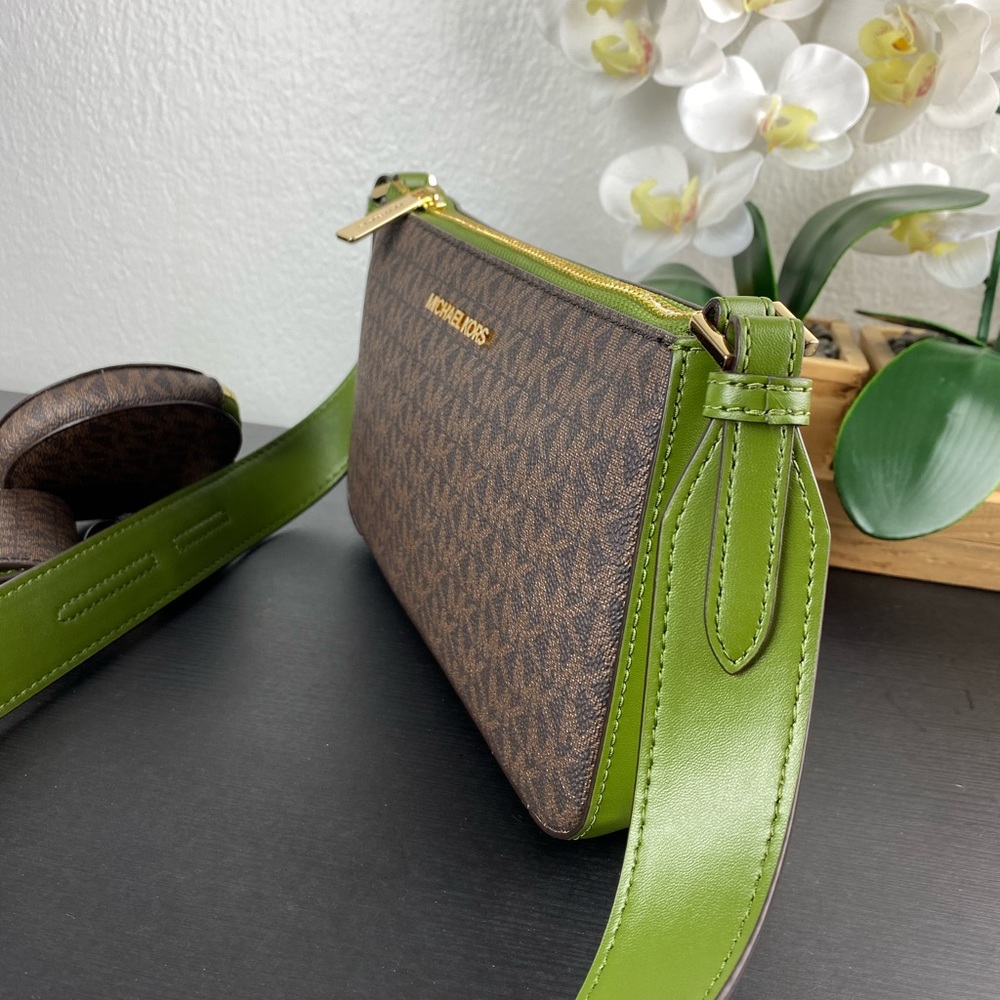 Michael Kors Jet Set Xbody W Tech Attch - Picture 3 of 10